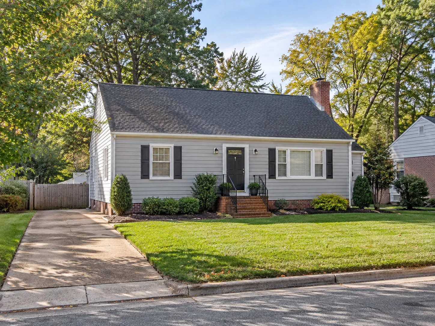 Vacant Richmond area house prepared for a relocation sale